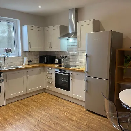 Glenfrome Road * Bristol
